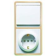 Блок БКВР-034 Бэлла (1-кл. выкл. + евророзетка с защ. шторками) зол. Кунцево 5824